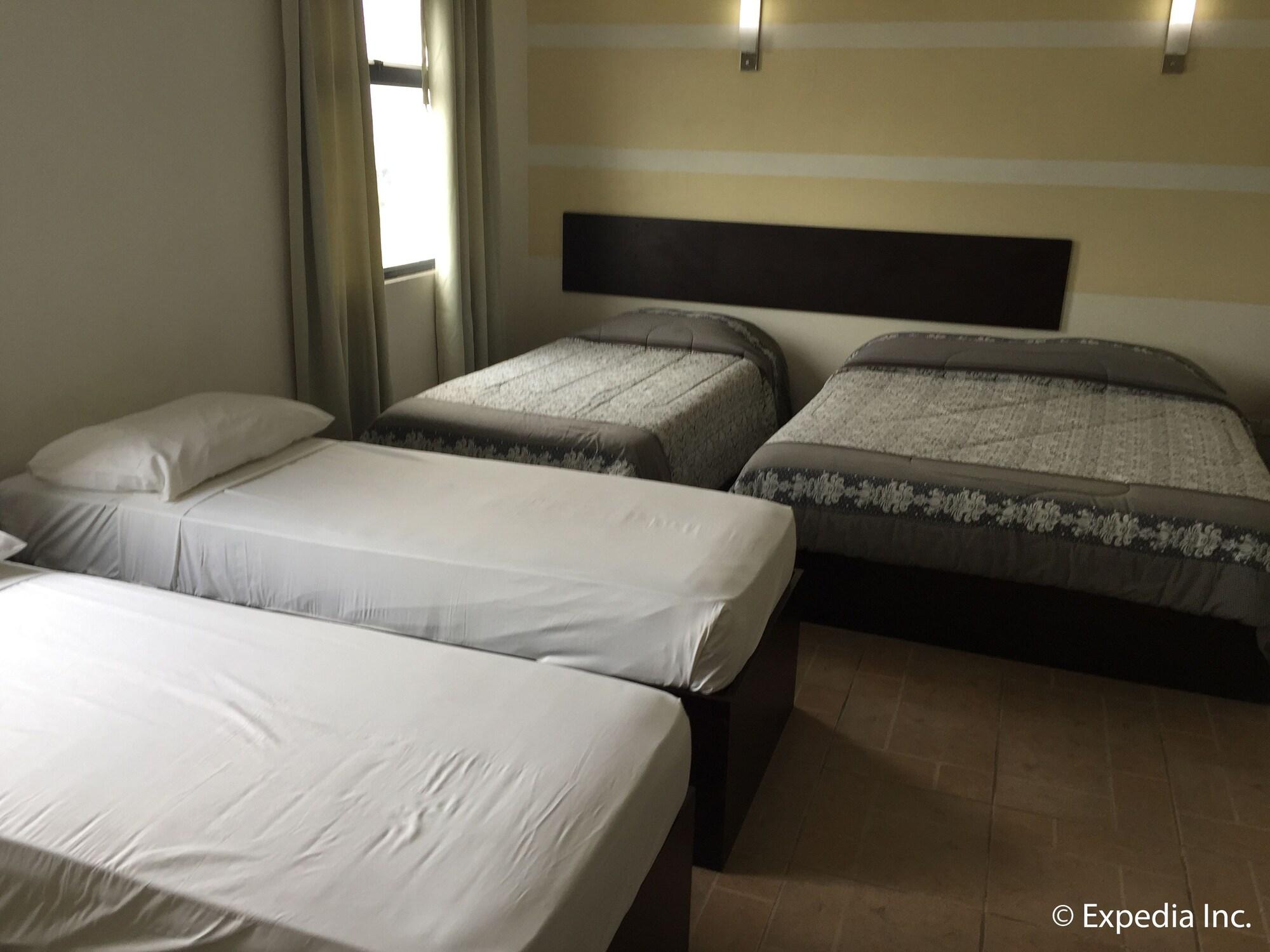 Metro Park Hotel Mandaue Cebu Exteriör bild